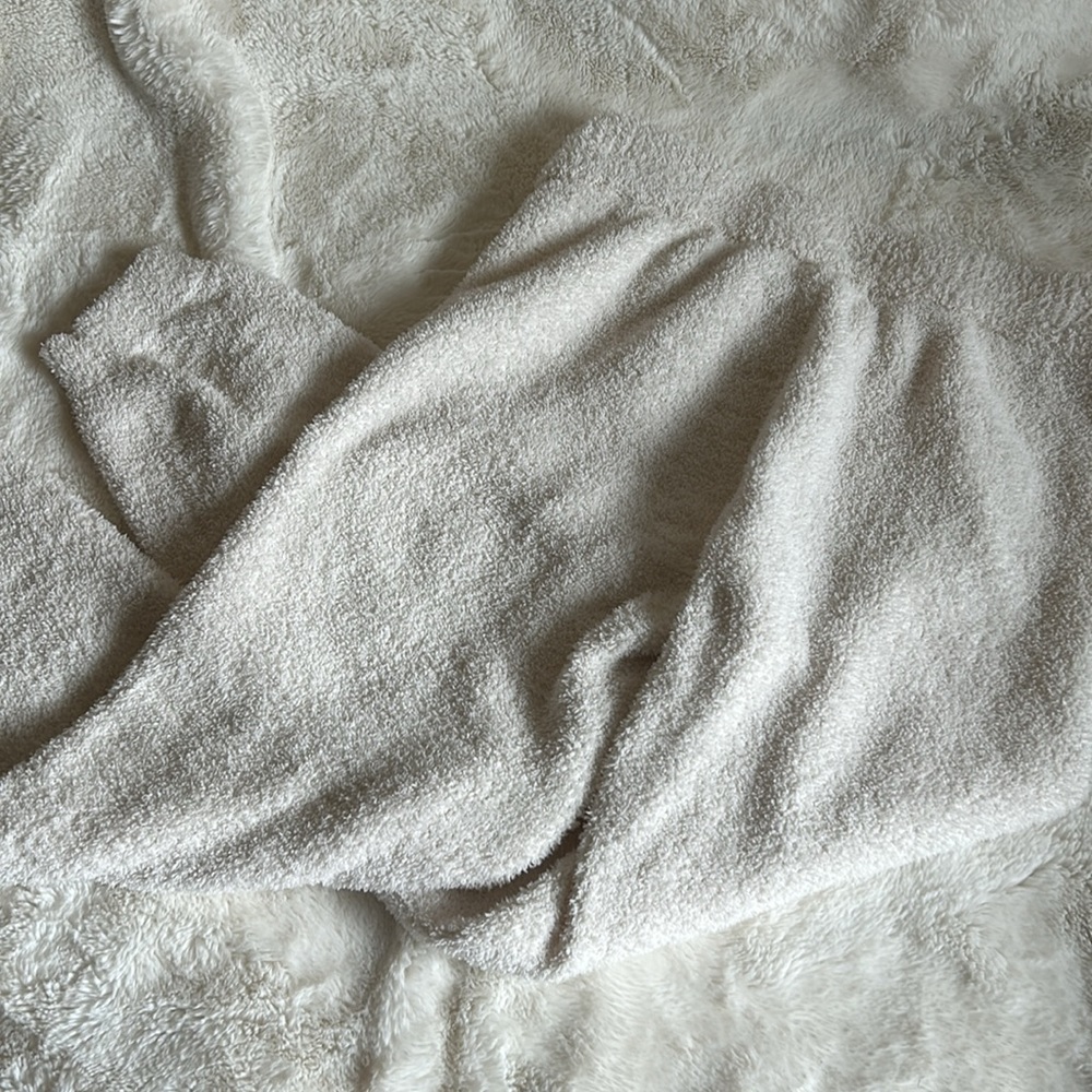 Fuzzy Teddy White Pajama Pants - Picture 5 of 5